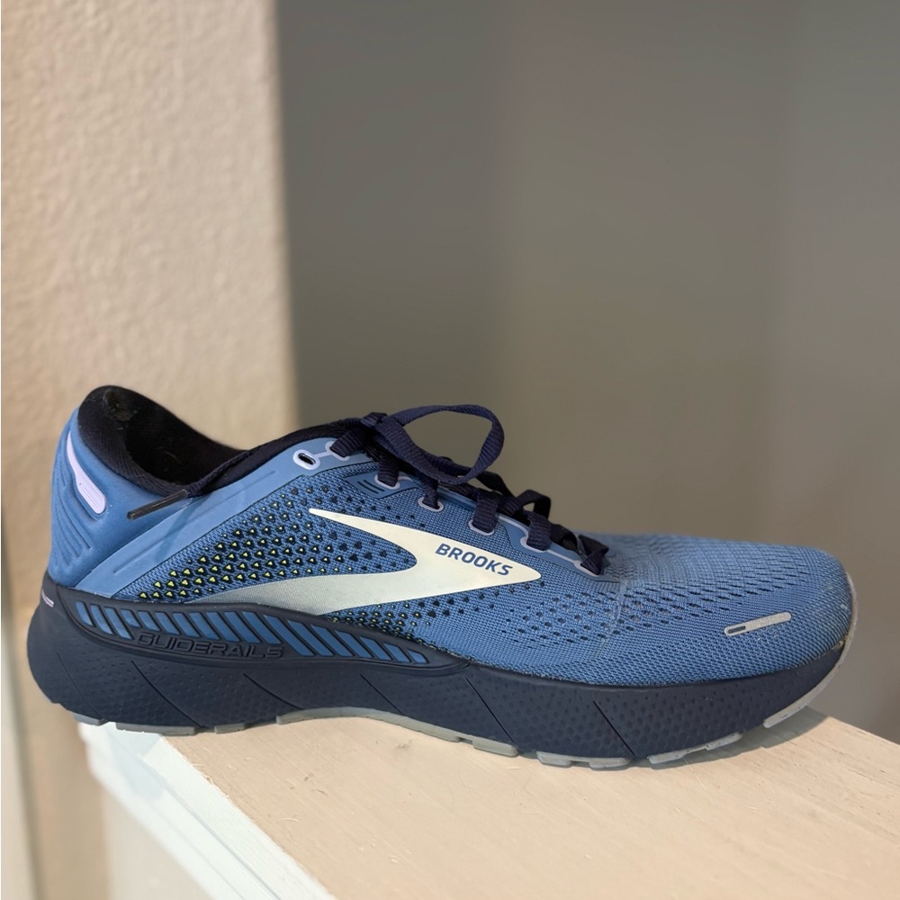 Brooks Adrenaline GTS 22 Womens Size 10 Medium Med Blue Running Shoes Sneakers - Picture 5 of 8